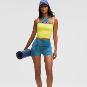 Lululemon Athletica Teal Striped variegated striped Shorts